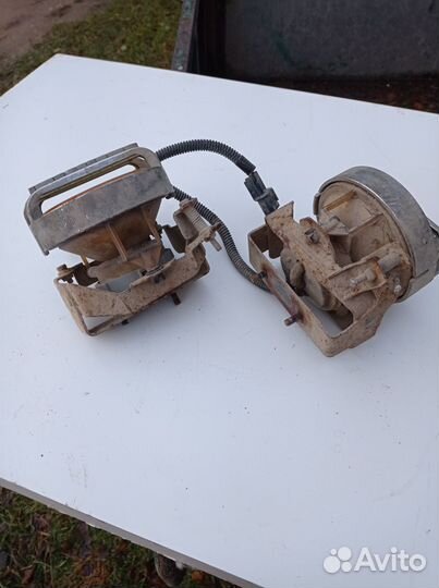 Противотуманные фары Mitsubishi Delika