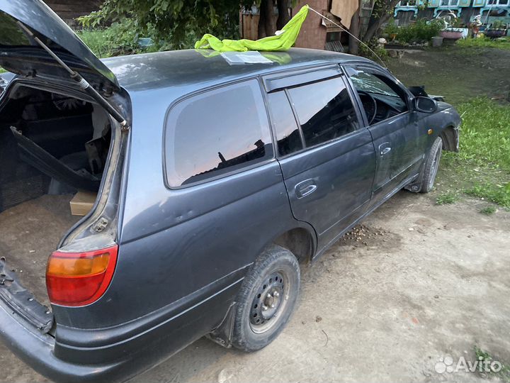 Toyota Caldina ET196 5EFE в разбор