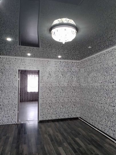 3-к. квартира, 60 м², 2/2 эт.