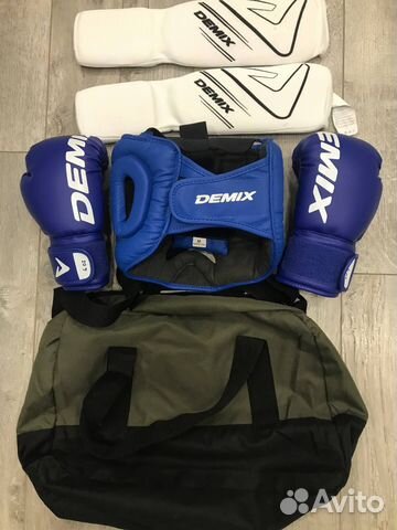 Шлем детский, перчатки, защита, сумка