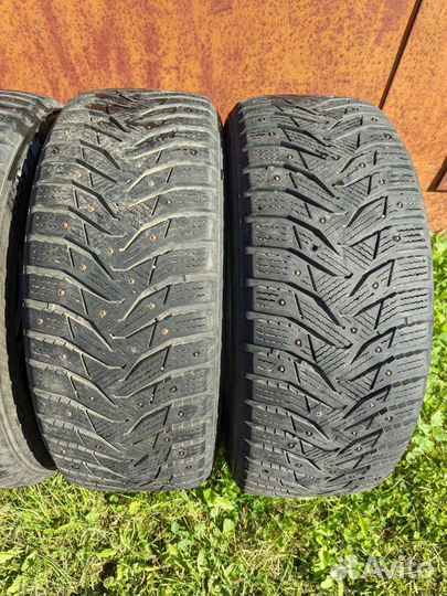 Kumho WinterCraft SUV Ice WS31 235/55 R18 104T