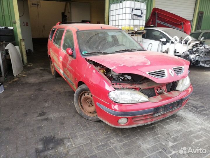 Разбор на запчасти Renault Megane