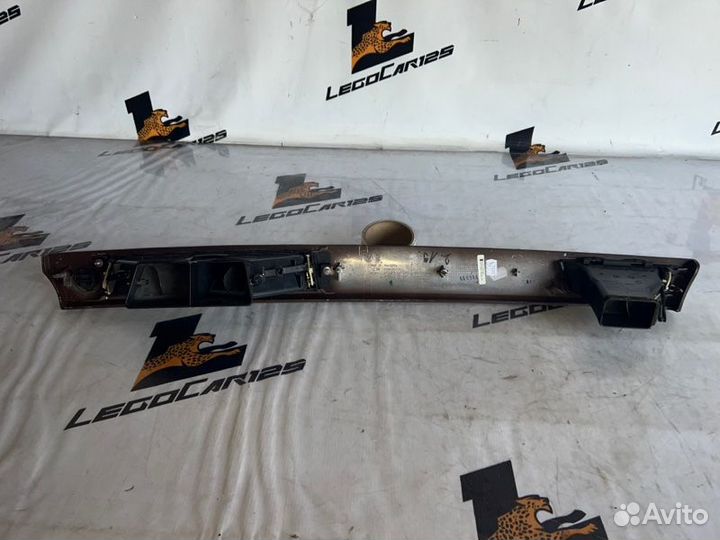 Накладка на торпедо Bmw 320D E90/91 2009