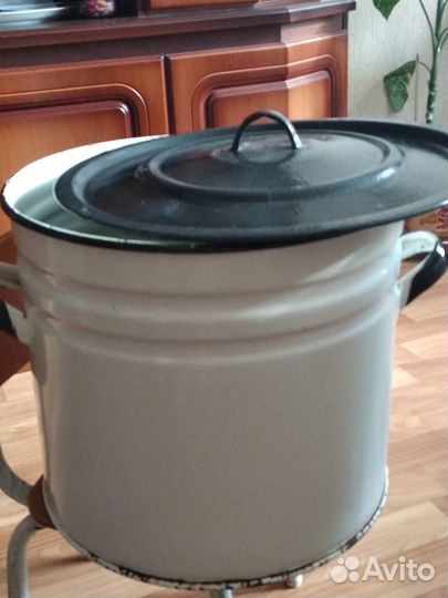 Бидон и бачок эмалированные