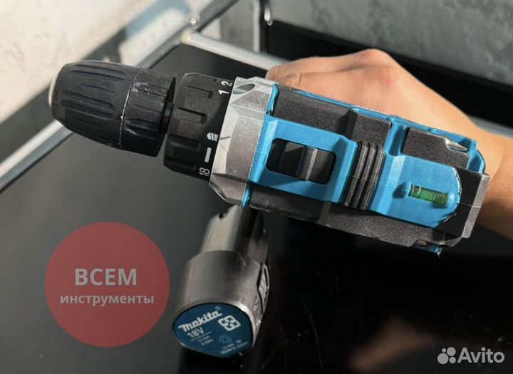 Шуруповерт makita 18v бесщеточный новый