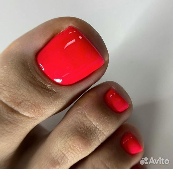 Мастер маникюра и педикюра