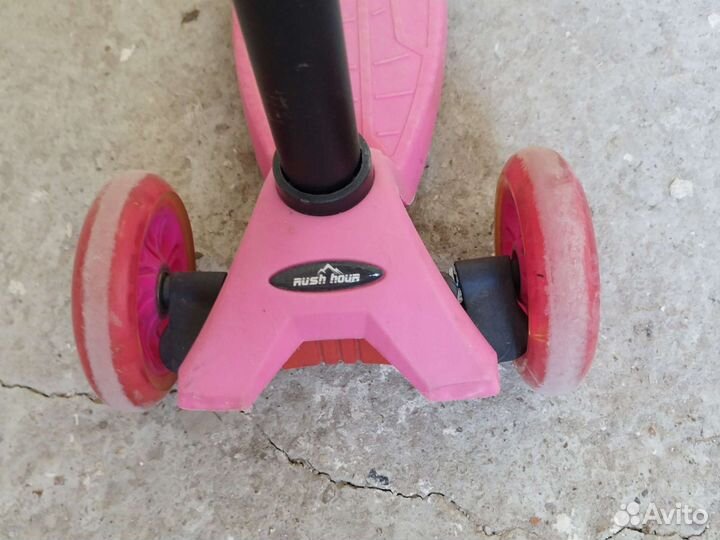 Самокат детский трехколесный