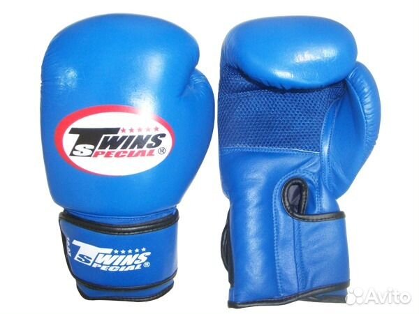 Боксерские перчатки