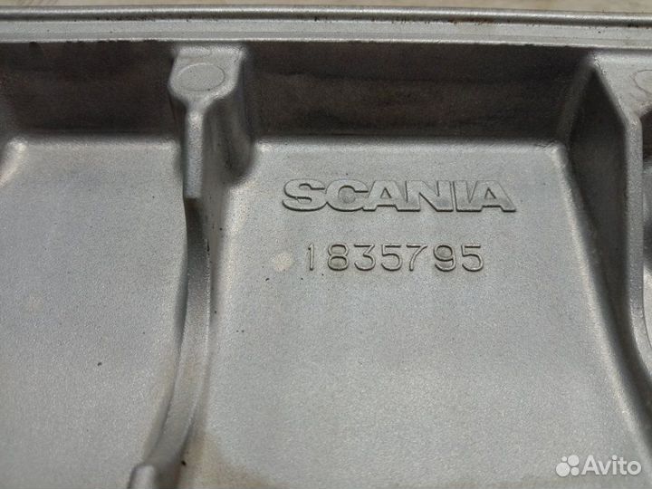 Крышка блока цилиндров Scania P 360 DC13 104 L01