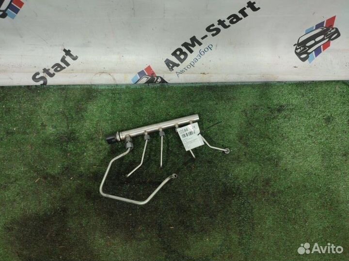 Топливная рейка Bmw 320I F30 N20B20 2012