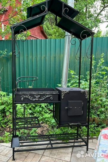 Мангал с крышей