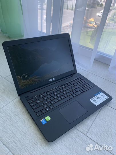 Ноутбук asus