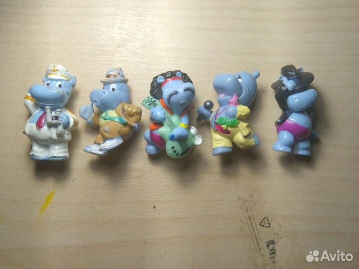 Коллекционные игрушки из киндеров