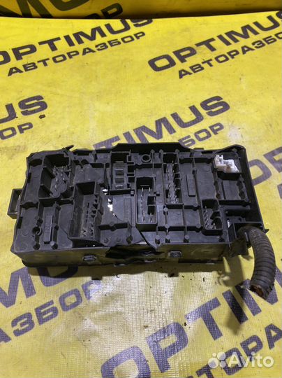 Блок предохранителей Chevrolet Lacetti