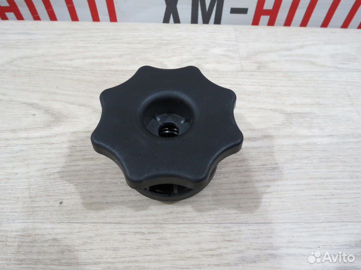 Крепление запасного колеса Audi A7