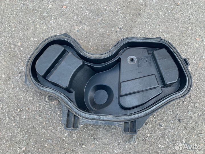 Крышка фары левой BMW E81, E82, E87