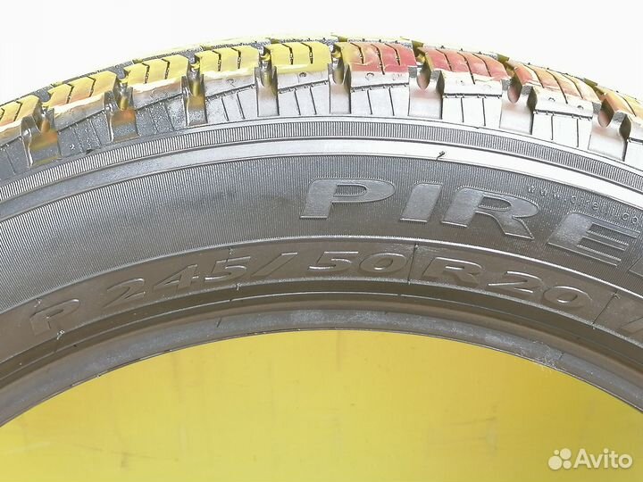 Pirelli Scorpion STR 245/50 R20