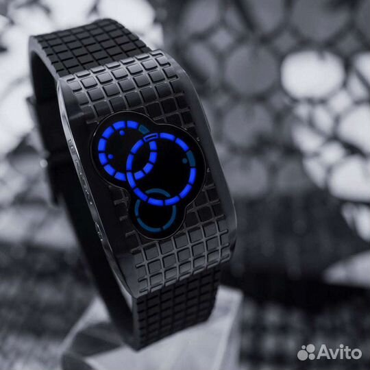 Японские часы kisai stencil LCD watch