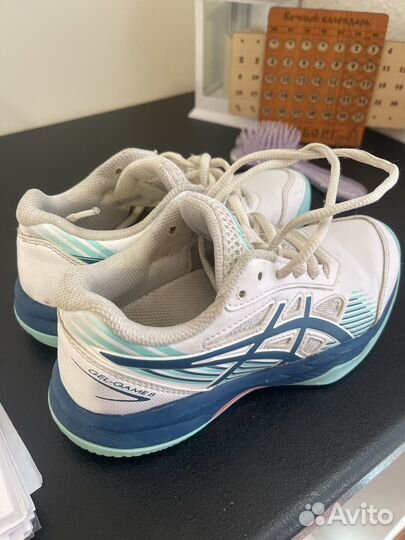 Теннисные кроссовки asics