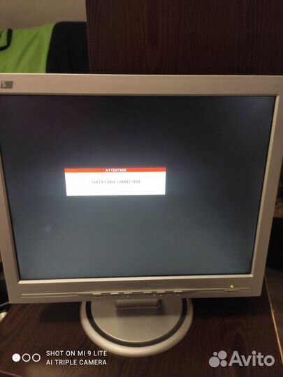 Монитор Philips