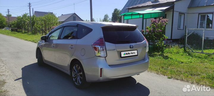 Toyota Prius Alpha 1.8 CVT, 2017, 190 000 км