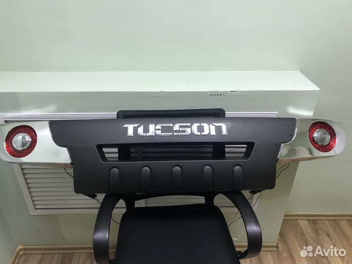 Накладка заднего бампера Hyundai Tucson 1