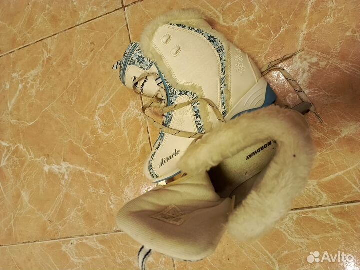 Коньки фигурные nordway 39 размер