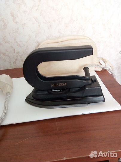 Утюг дорожный 1990-х годов