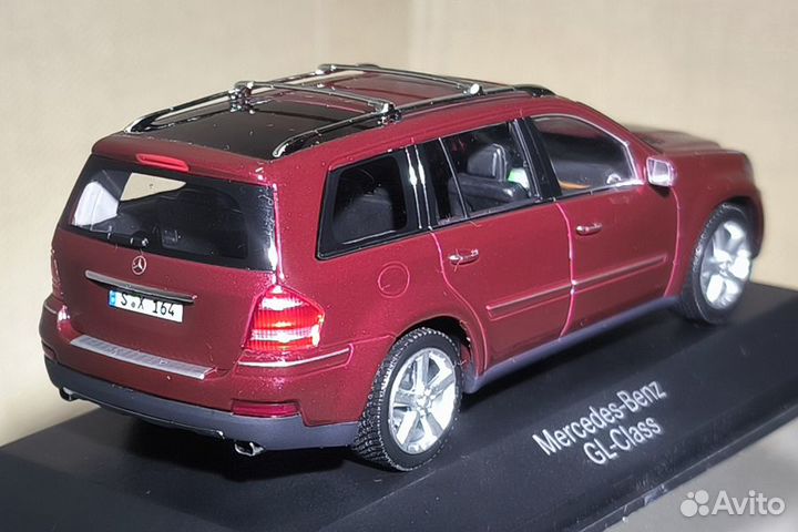 Коллекционная модель Mercedes GL 4X4 1:43