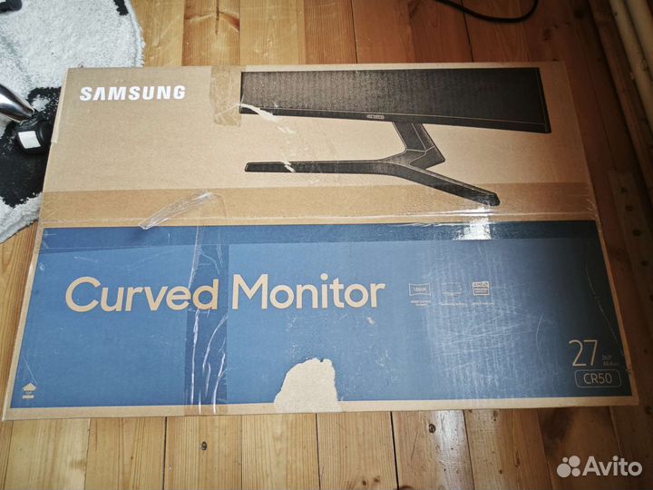 Монитор 27 Samsung C27R500FHI