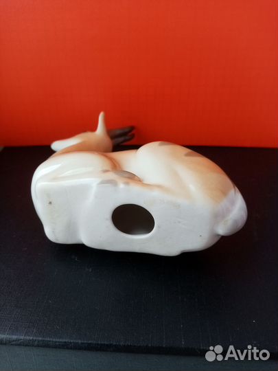 Олень фарфор