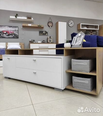 Тумба под тв белая