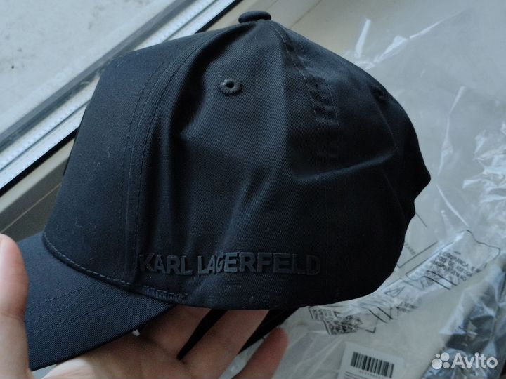 Karl lagerfeld кепка