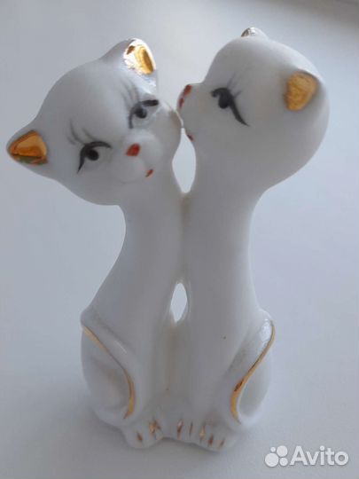 Фигурки кошек