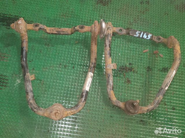 Рычаг задний верхний правый Додж Стратус 96-00г