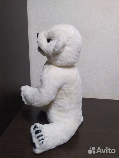 Реалистичный белый мишка авторская игрушка