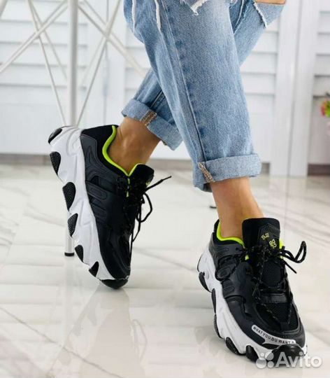 Кроссовки женские 36,37,38
