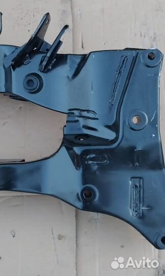 Балка задняя (подрамник) Mitsubishi Outlander 1