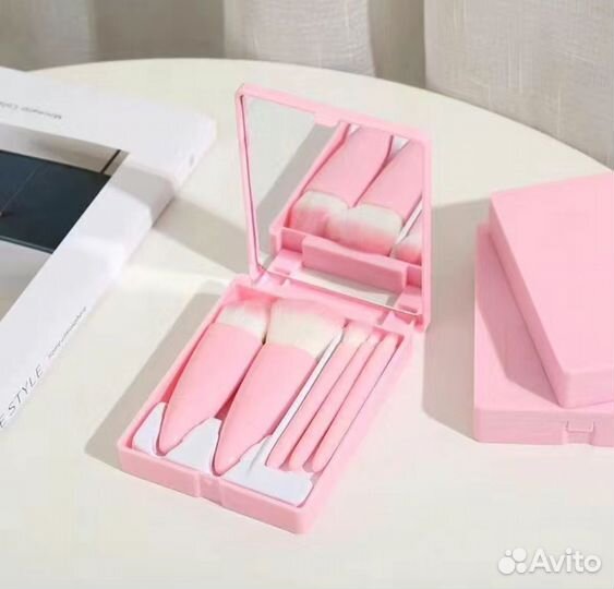 Набор кистей для макияжа