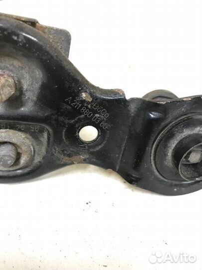 Замок капота Mercedes Cls-Class W219 2007