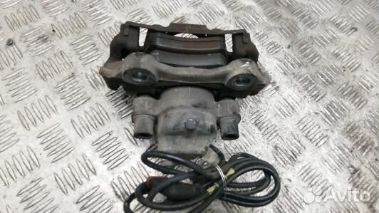 Суппорт тормозной задний правый mercedes benz E-cl