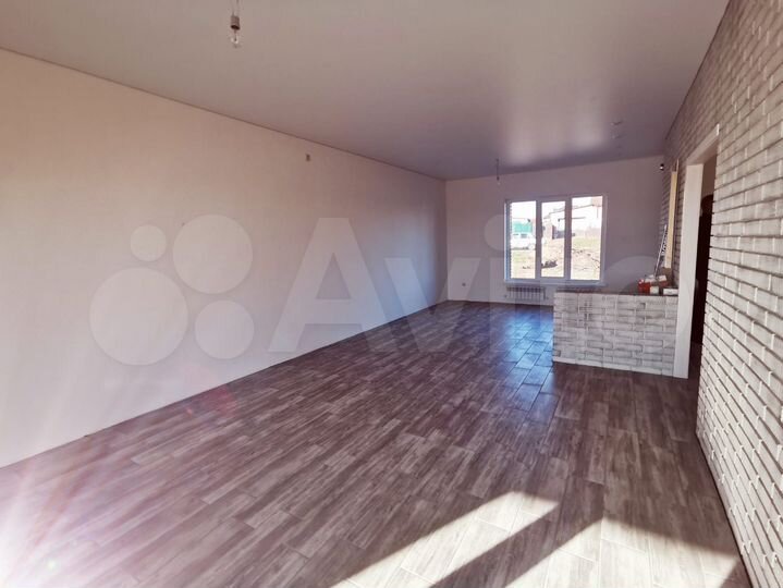 Дом 82 м² на участке 12,5 сот.