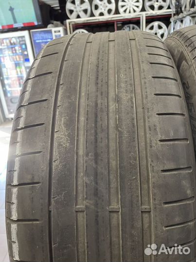 Pirelli P Zero 245/45 R20