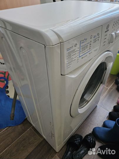 Стиральная машина indesit 5кг б/у