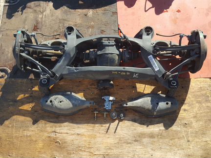 Подрамник задний на Mercedes-Benz W202