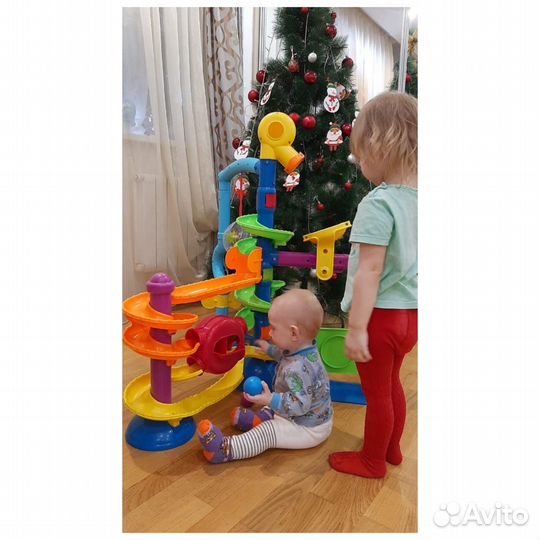 Игровая стойка Ballapalooza Fisher Price. За Южным