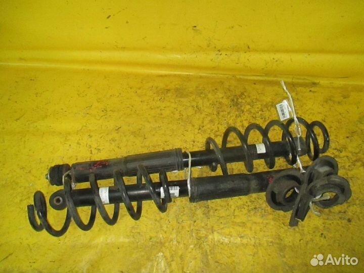 Амортизатор задний Honda Freed GB3