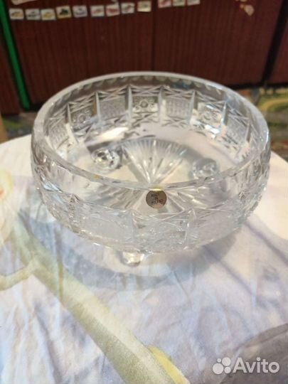 Хрустальная конфетница