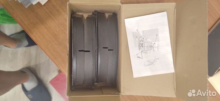 Тормозные колодки передние на volkswagen polo