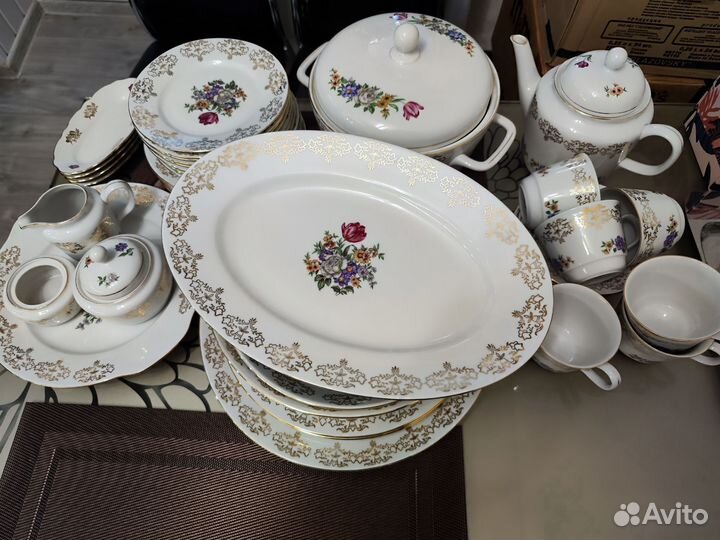 Набор столовой посуды пр-во Чехословакия